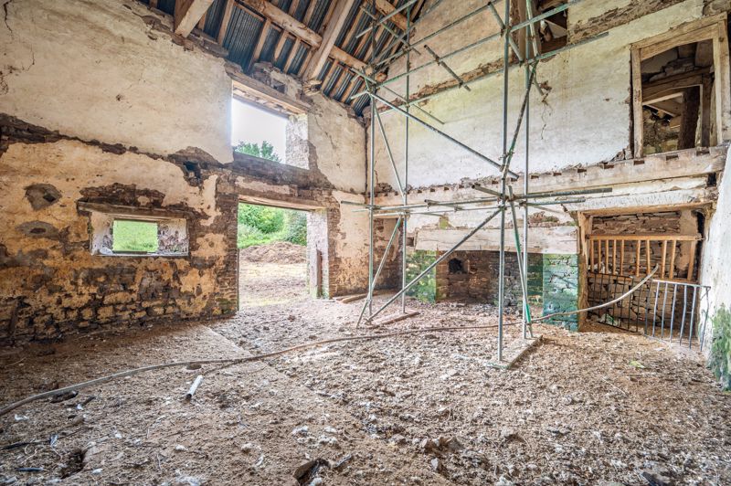 Interior- click for photo gallery
